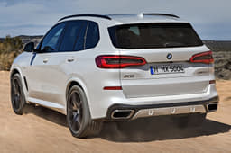 2019 BMW X5 image gallery