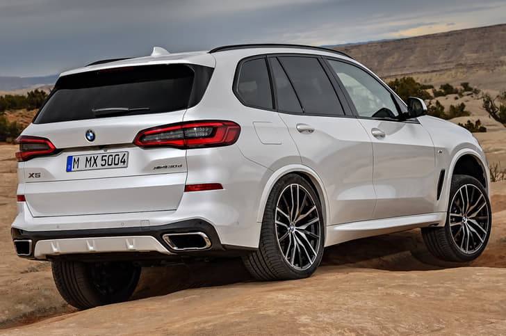 2019 BMW X5 image gallery