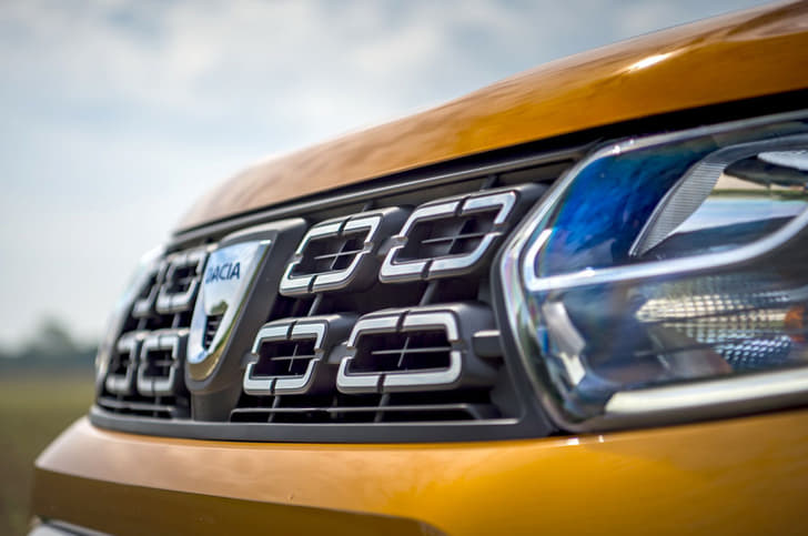 New 2018 Renault Duster image gallery