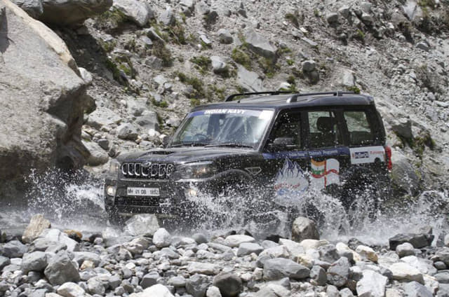 2018 Indian Navy Surf to Snow rally image gallery