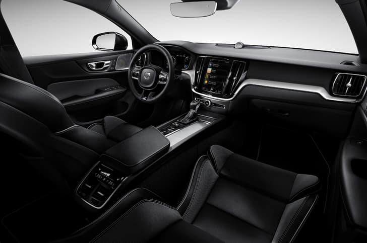 2018 Volvo S60 image gallery