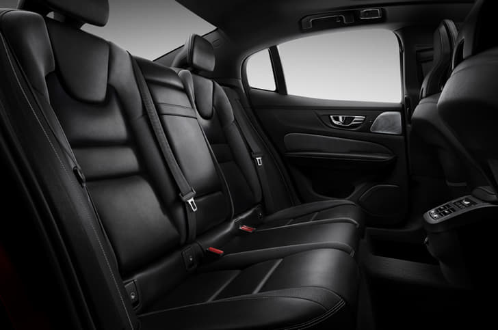 2018 Volvo S60 image gallery