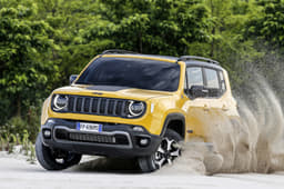 Jeep Renegade Trailhawk facelift image gallery