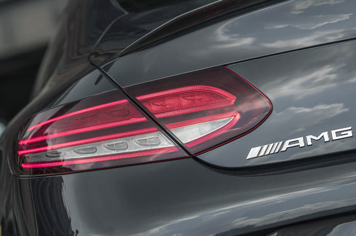 2019 Mercedes-AMG C 43 Coupe image gallery