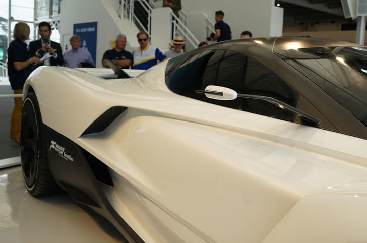 Vazirani Automotive Shul hypercar image gallery