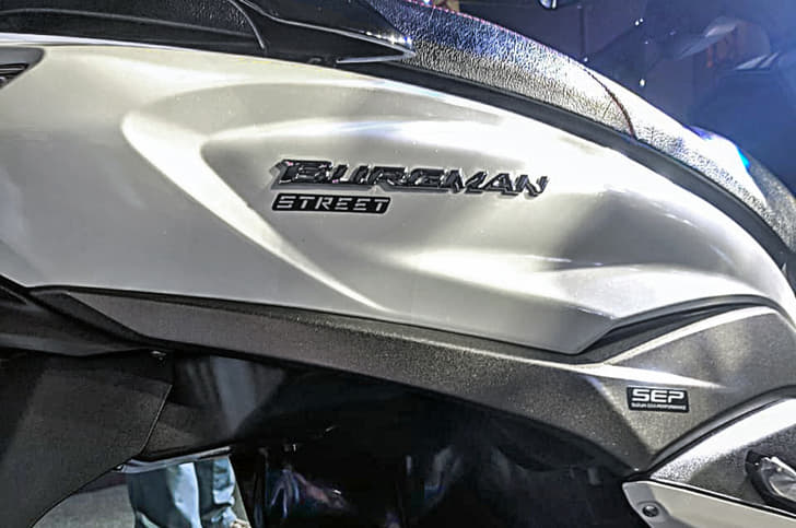 2018 Suzuki Burgman Street image gallery