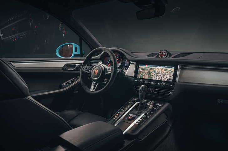 2019 Porsche Macan facelift image gallery