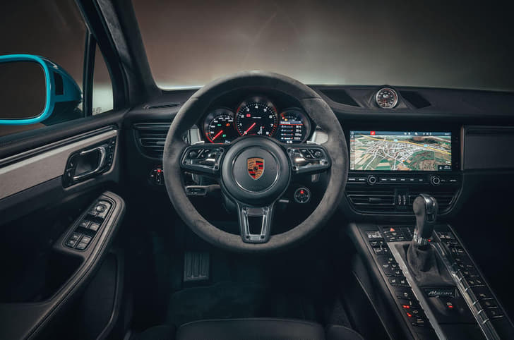 2019 Porsche Macan facelift image gallery