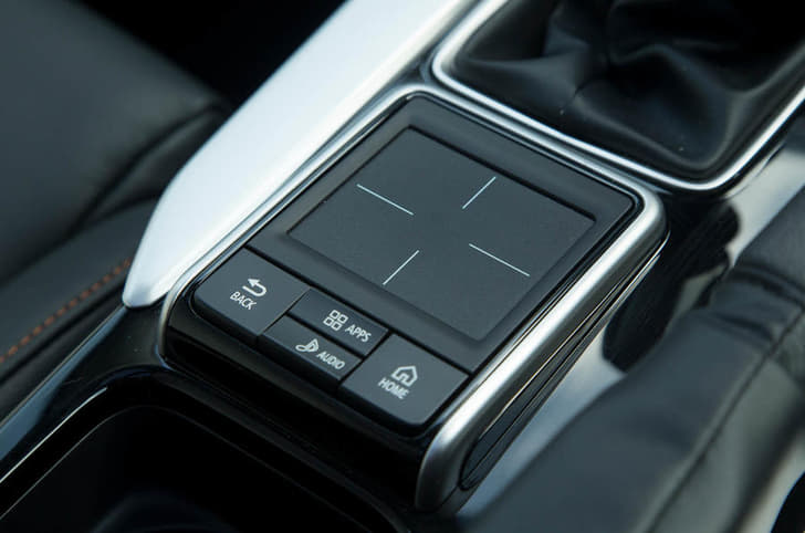 Mitsubishi Eclipse Cross image gallery