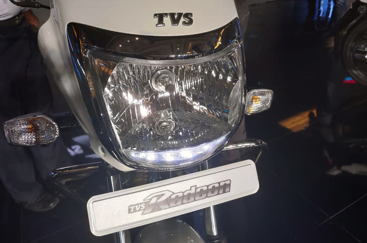 2018 TVS Radeon 110 image gallery