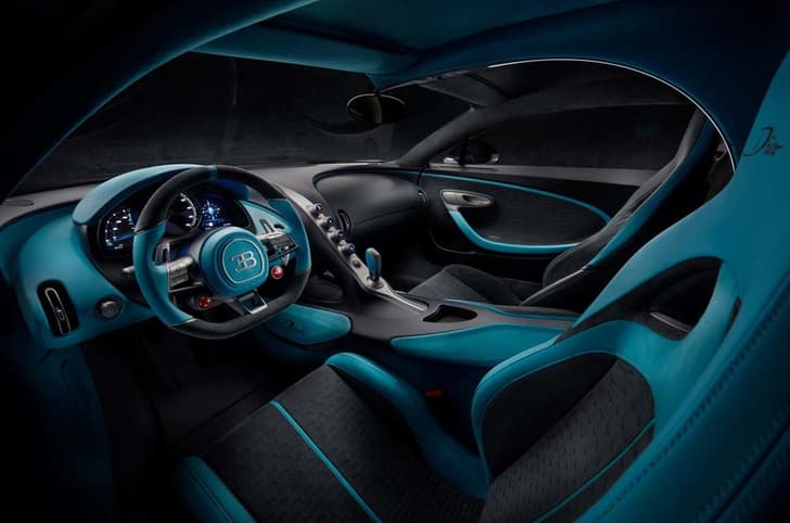 Bugatti Divo image gallery