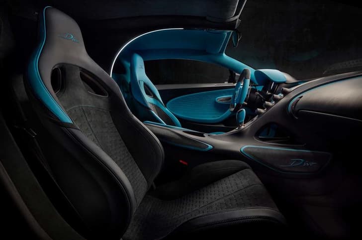 Bugatti Divo image gallery