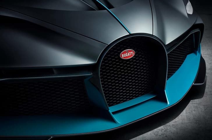 Bugatti Divo image gallery