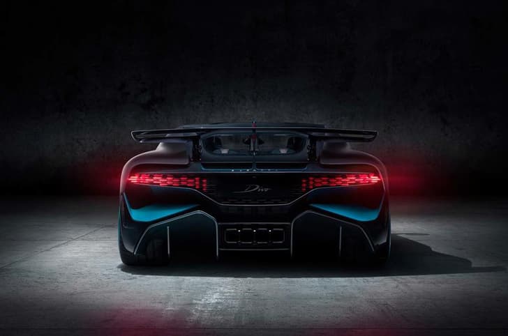 Bugatti Divo image gallery
