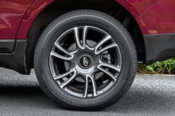 All four wheel disc brakes on the Marazzo.