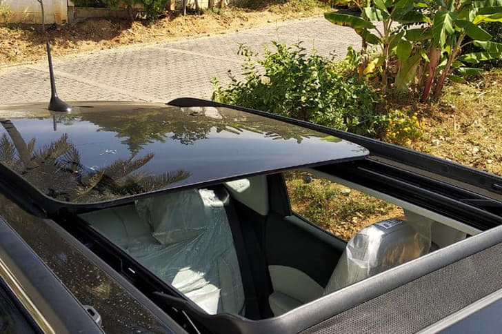 Sunroof