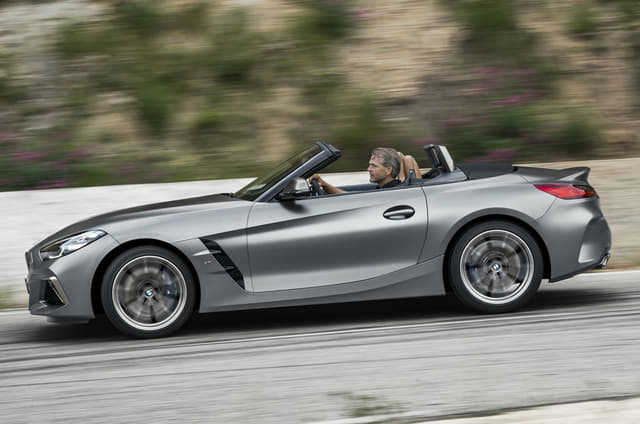 Front Row Seats Image - 8256