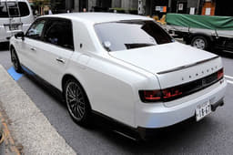 2018 Toyota Century GRMN image gallery