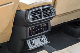 Controls for the rear seat AC.