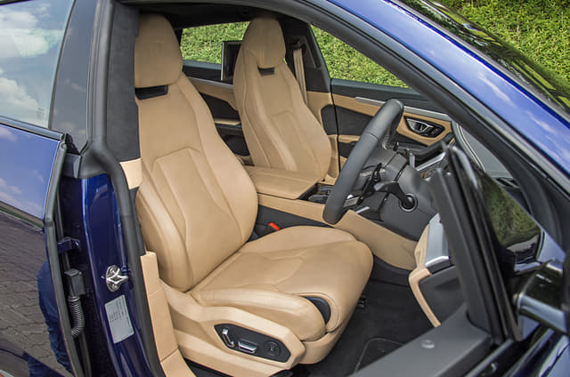 Front Row Seats Image - 5246