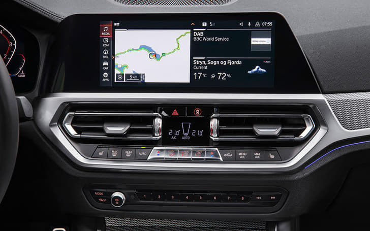 Bmw 3 Series Dashboard