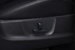 Isuzu Mu X Driver Height Adjustable Seat