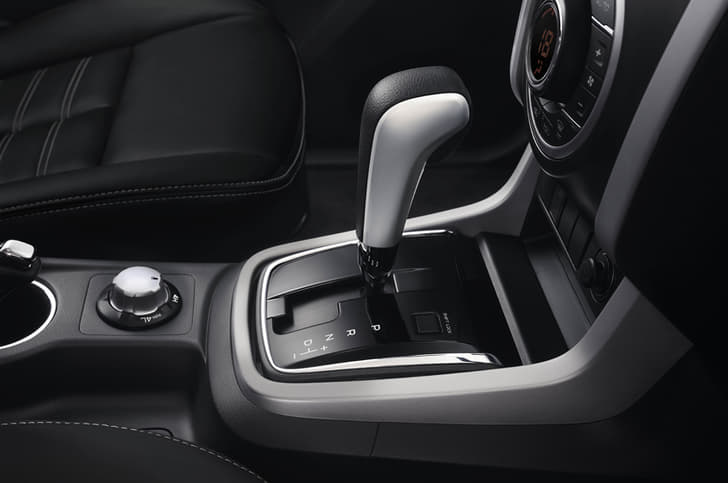 Isuzu Mu X Console Storage Isuzu Mu X Console Storage