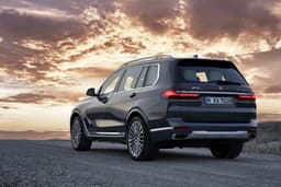Bmw X7 Rear View Bmw X7 Rear View