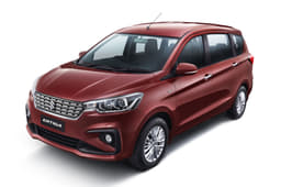 Maruti Suzuki Ertiga Front Right Three Quarter