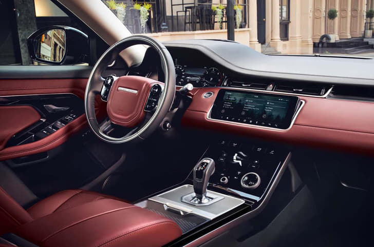 2019 Range Rover Evoque image gallery