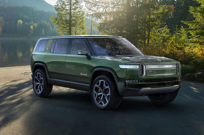 Rivian R1S SUV image gallery - Image 1