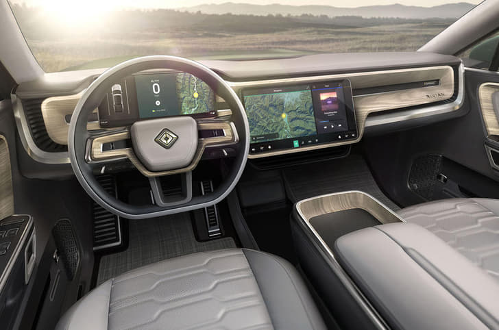 Rivian R1S SUV image gallery