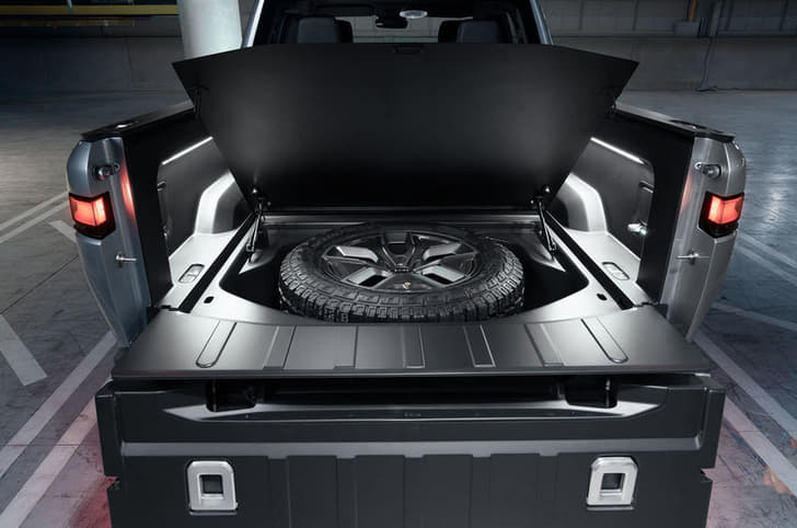 Rivian R1T pick-up truck image gallery