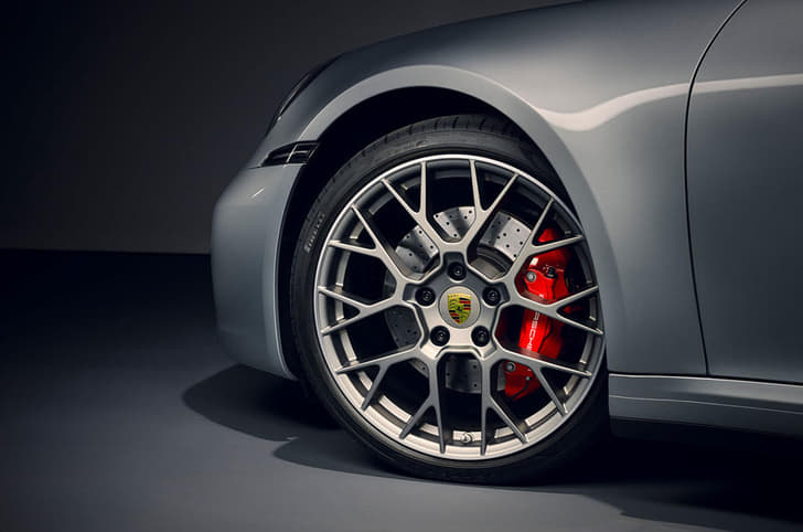 New Porsche 911 image gallery