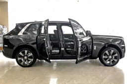 Rolls Royce Cullinan Front Row Seats
