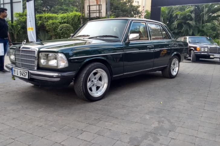 The W123 sporting Pentas alloy wheels.