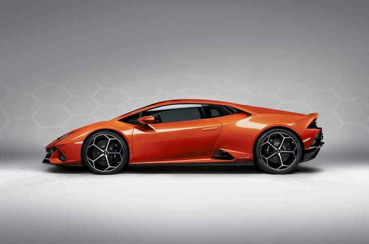 2019 Lamborghini Huracan Evo image gallery