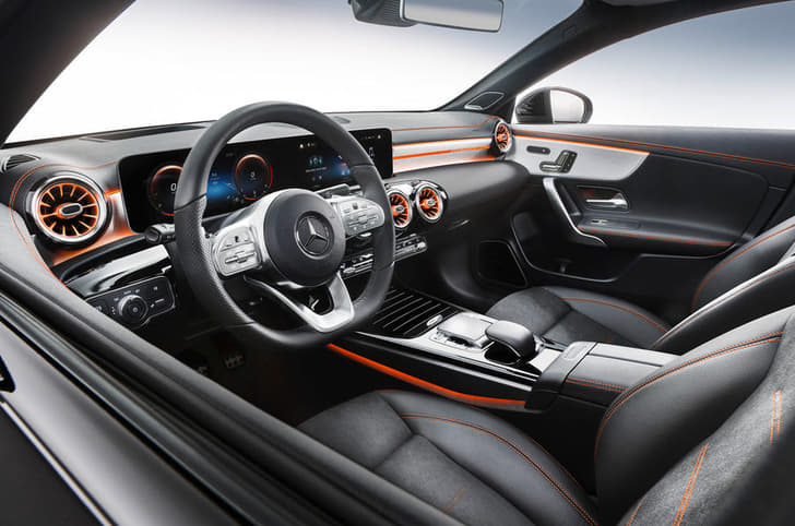 2019 Mercedes-Benz CLA image gallery