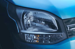 New headlamp units are rounder than the outgoing model's; DRLs offer even on top-spec trim.