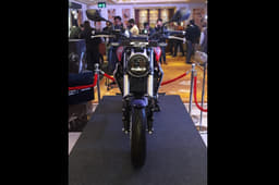 2019 Honda CB300R front.