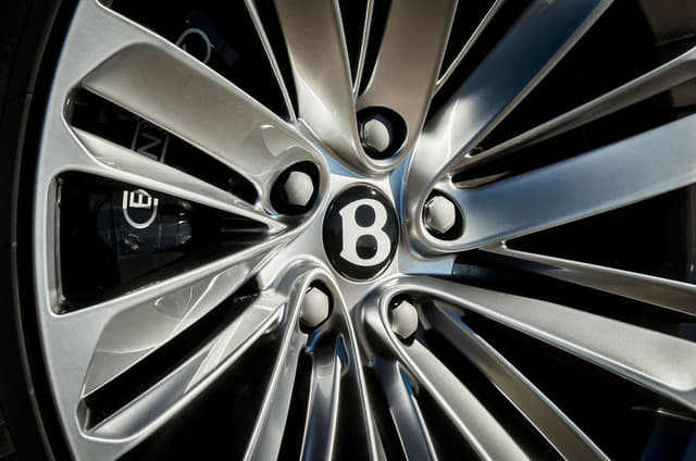 Alloy Wheels Image - 7121