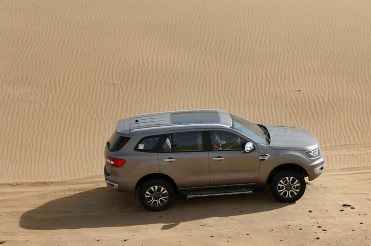 Ford Endeavour facelift image gallery