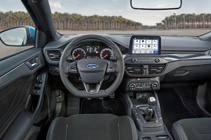 New 2019 Ford Focus ST image gallery