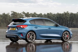 New 2019 Ford Focus ST image gallery