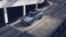 Volvo XC90 facelift image gallery