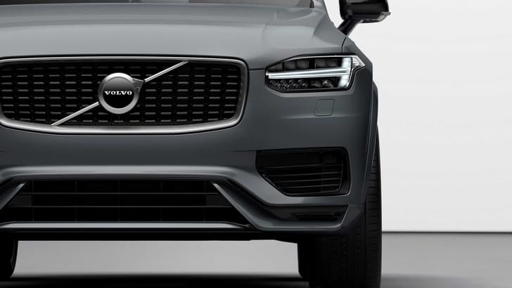 Volvo XC90 facelift image gallery