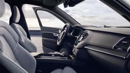 Volvo XC90 facelift image gallery