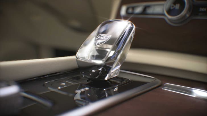 Volvo XC90 facelift image gallery