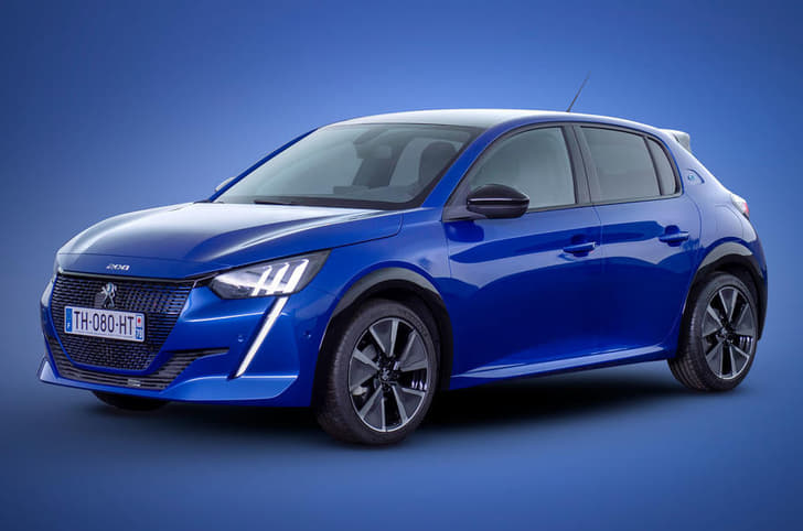 2019 Peugeot 208 image gallery