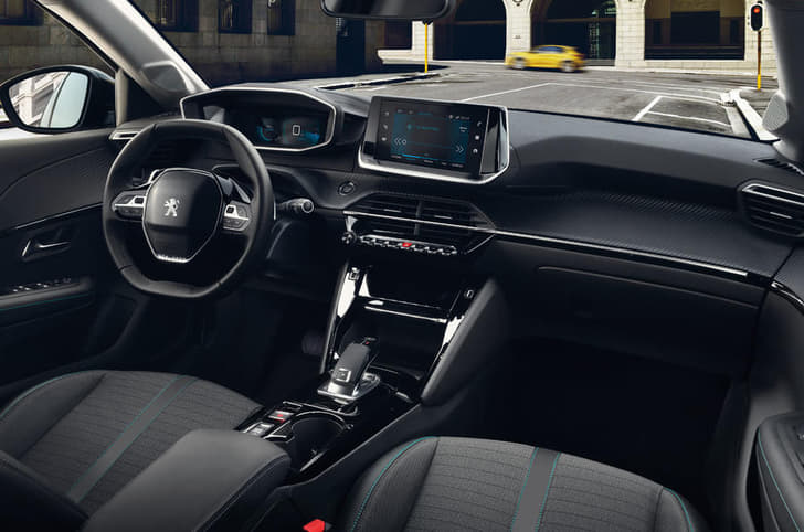 2019 Peugeot 208 image gallery